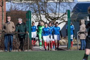 Bild 110 - B-Juniorinnen Halbfinale SVHU - Holstein Kiel : Ergebnis: 3:0